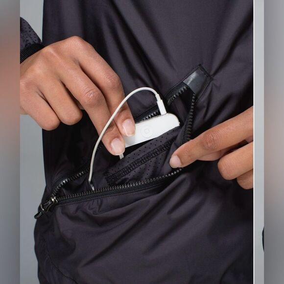 Lululemon Miss Misty Pullover - Picture 8 of 11